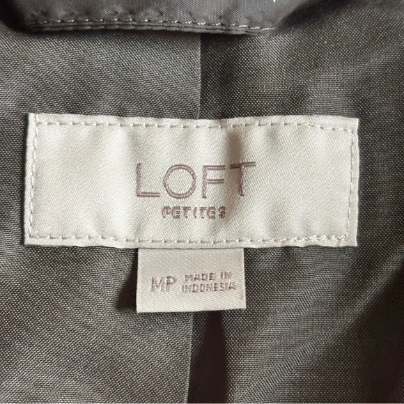 LOFT Quilted Sherpa Funnel Neck Jacket | Cozy Chic Neutral | MP - Picture 6 of 13